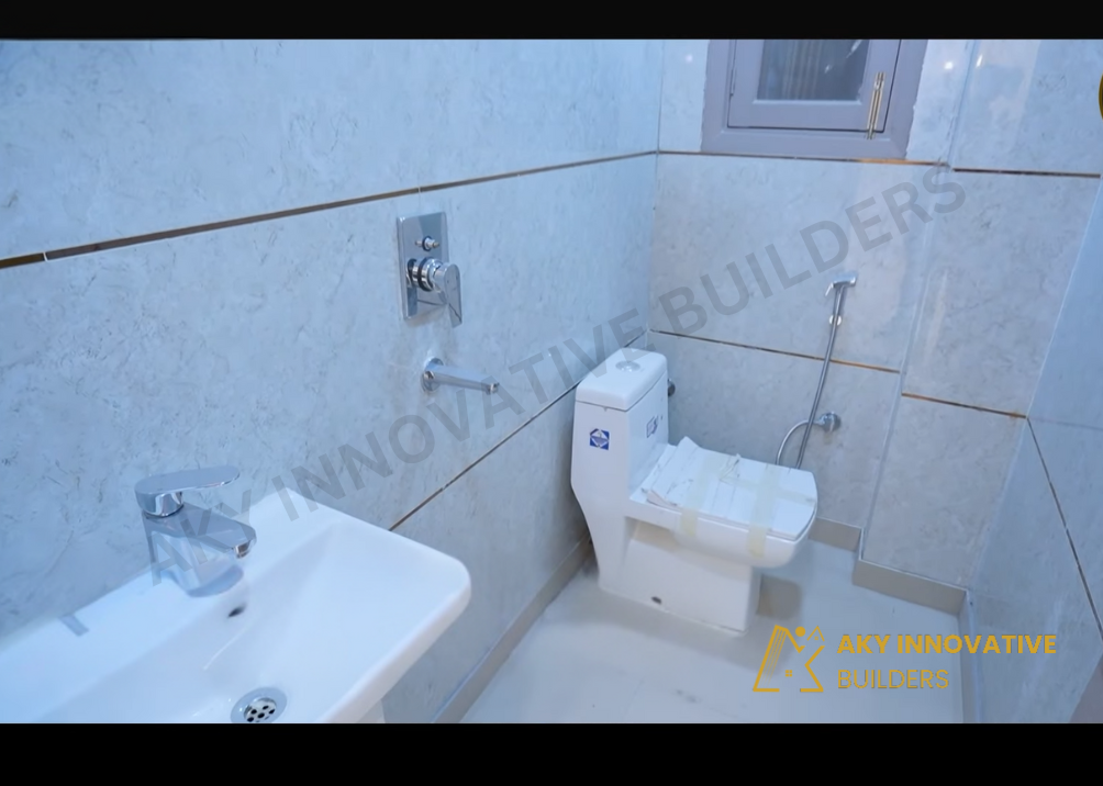 AKY-Diamond-Crest-Palam-2BHK-First-Floor-Back-Side-Washroom-1